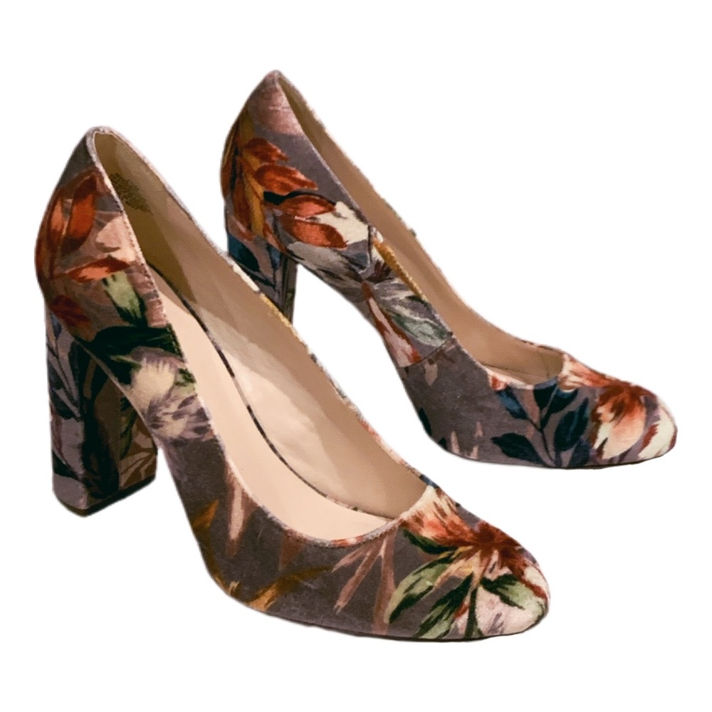 Neutral Wild flower velvet high heels size 7.5 M